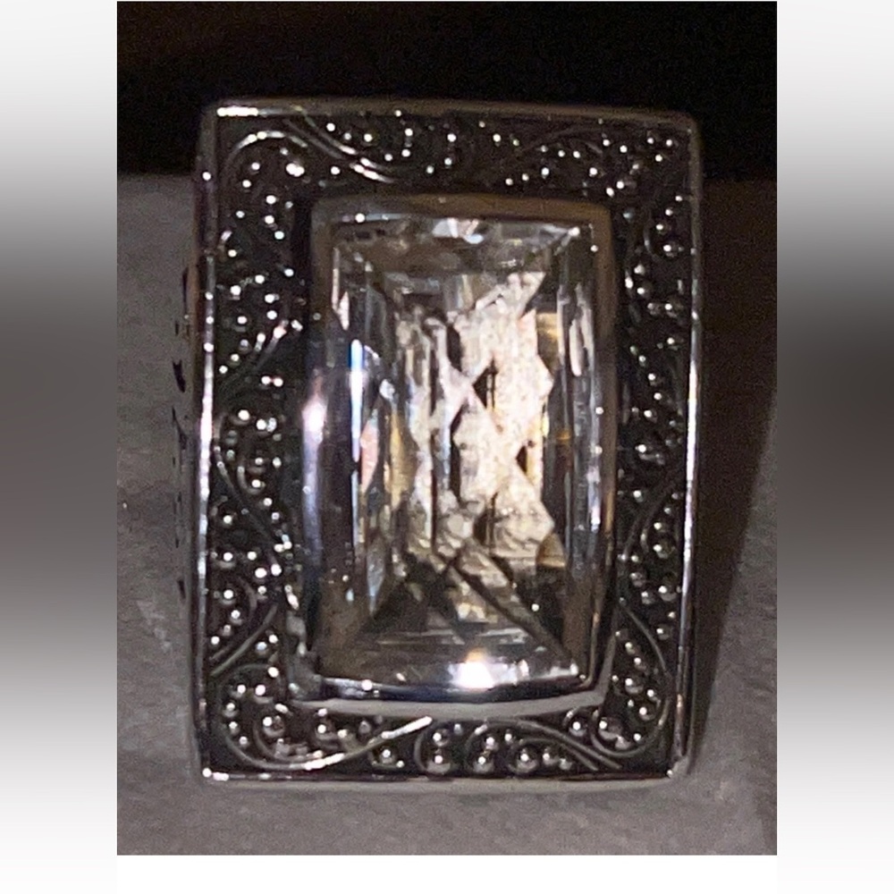 Lois Hill Sz 7 Silver Ornate Rectangular Ring White Quartz EXTREMELY BREATHTAKG